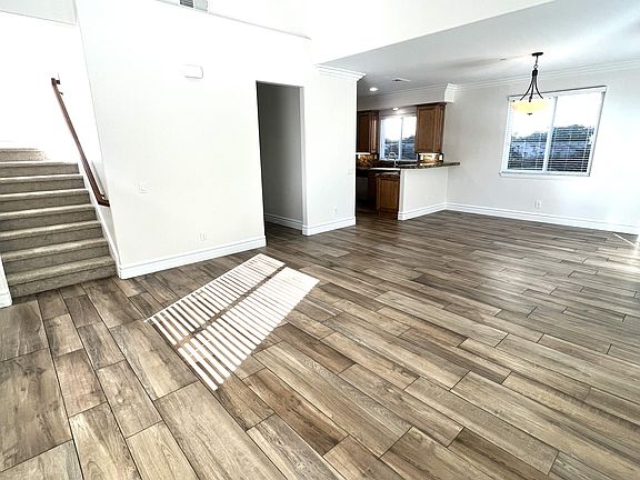 4th image of 2166 Jackam Way