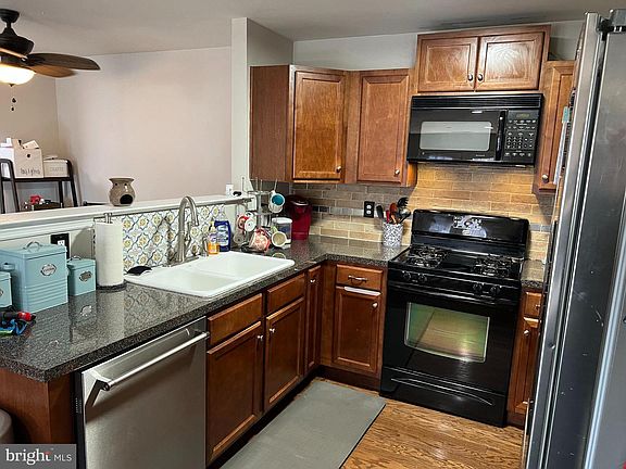 4th image of 3930 Ashland Dr Suite 237