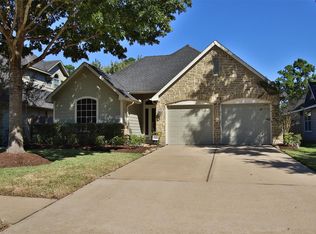 12922 Red Laurel Ct, Cypress, TX 77429