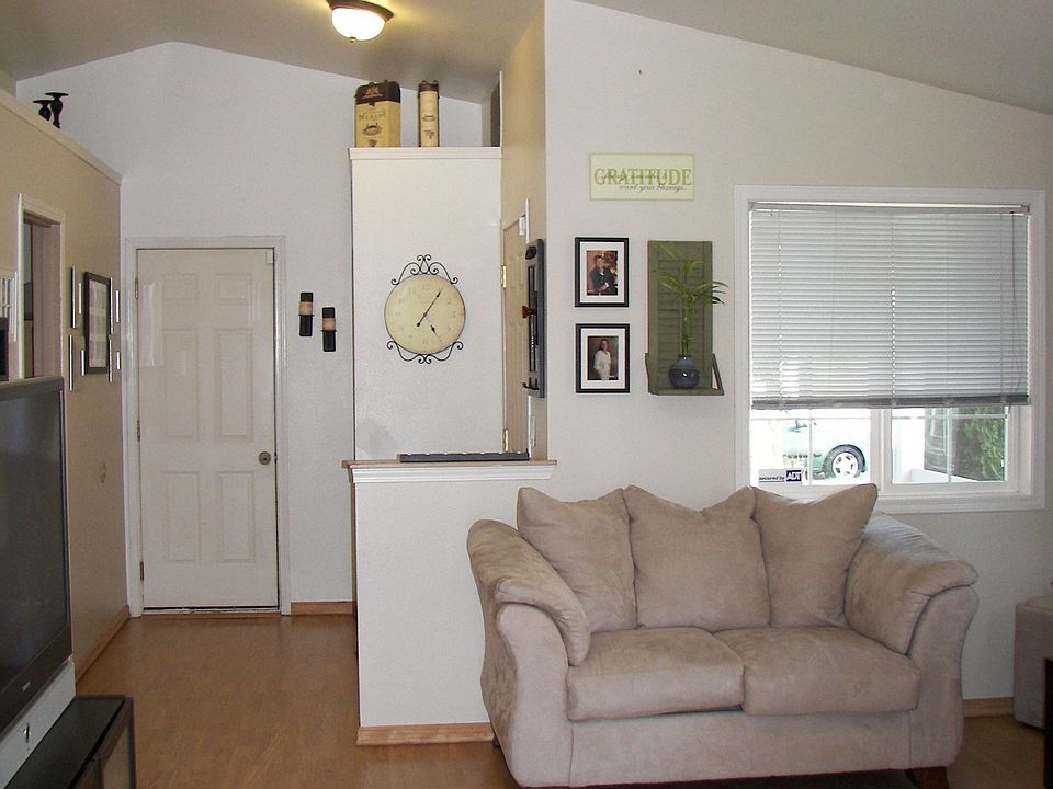 2nd image of 17709 Spring Lane Ave