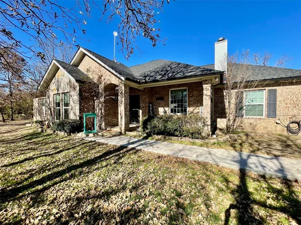 120 Crossroad Ct, Paradise, TX 76073