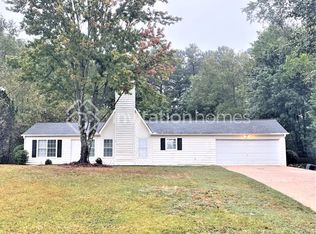 177 King Charles Rd, Dallas, GA 30157