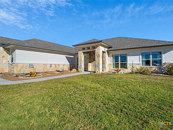 3rd image of 2708 Sun Point Cir