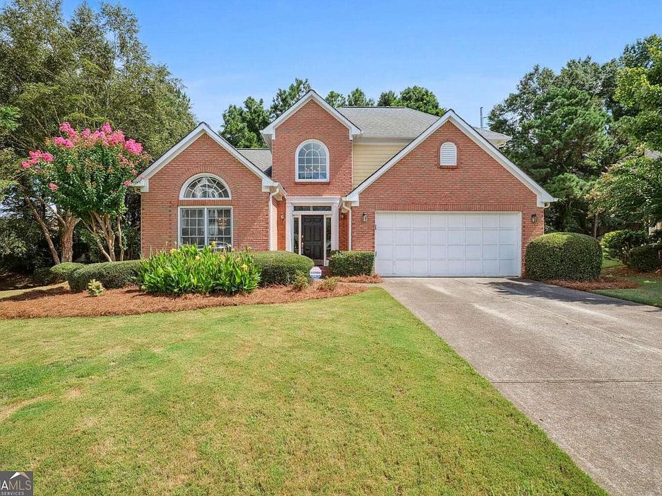 1st image of 1118 Sadlers Close