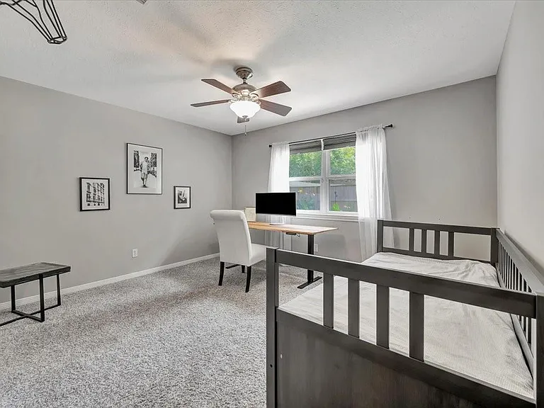 15402 Willow Shores Dr — Photo 36