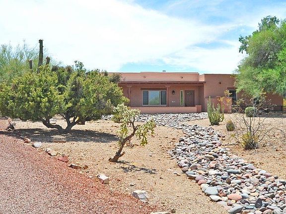2nd image of 4420 N Paseo De Los Cerritos