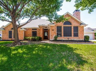 63 Remington Dr W, Highland Village, TX 75077