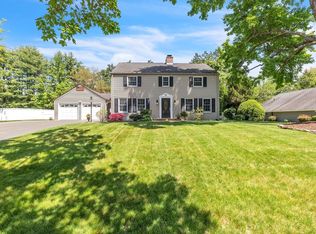 89 Burbank Rd, Longmeadow, MA 01106