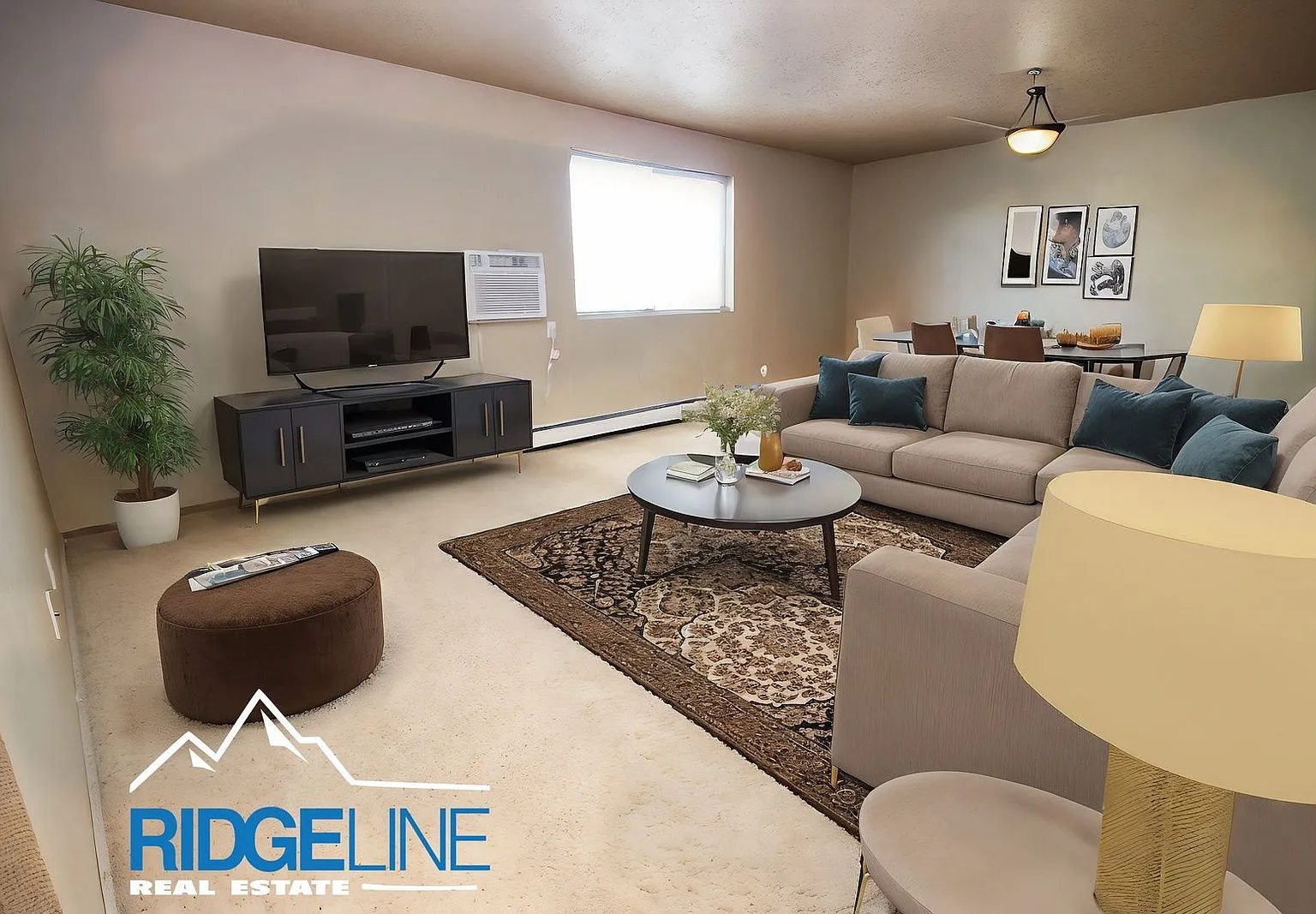 2 bed, 1.0 bath, 900 sqft, $1,250 — Photo 2