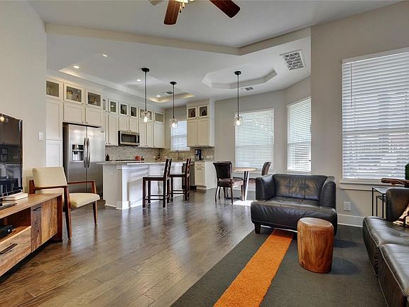 3rd image of 912 Sugaree Ave
