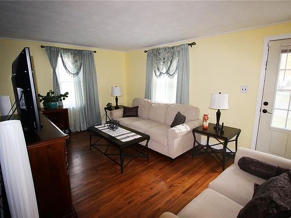 5th image of 339 Washington Ave