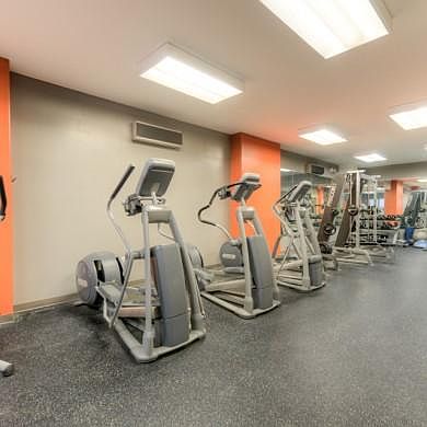 5th image of 1401 Laporte Ave #4s51bfznu
