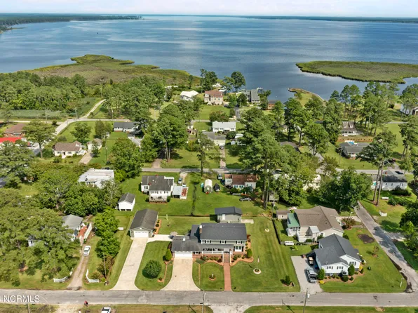 552 Lamont Street, Belhaven, NC 27810