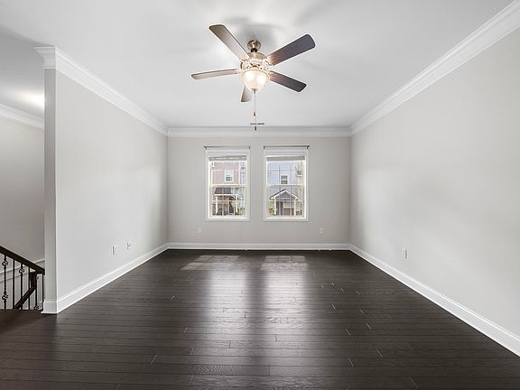 5th image of 1015 Morningside Creek Way