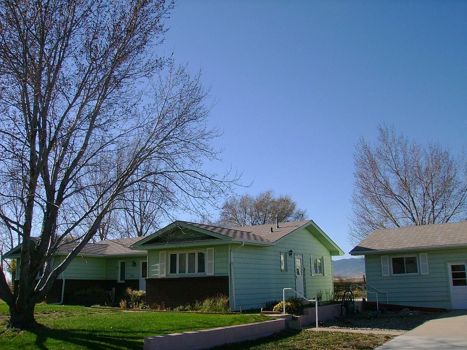 House and Oversized Garage
