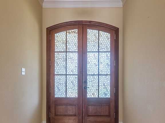 4th image of 9031 Hayden Dr