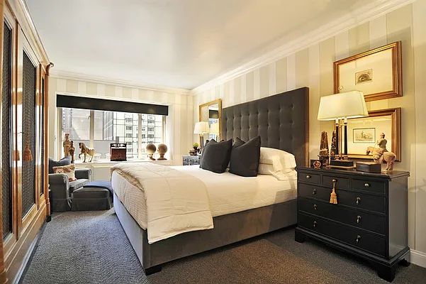 Sold by Corcoran | media 4