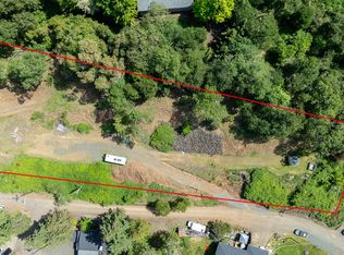 679 SE Fisher Dr, Roseburg, OR 97470