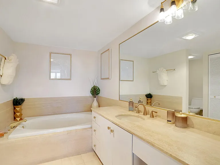 4101 N Ocean Blvd #D207 — Photo 24