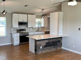 3432 SW 14th Pl, Cape Coral, FL 33914