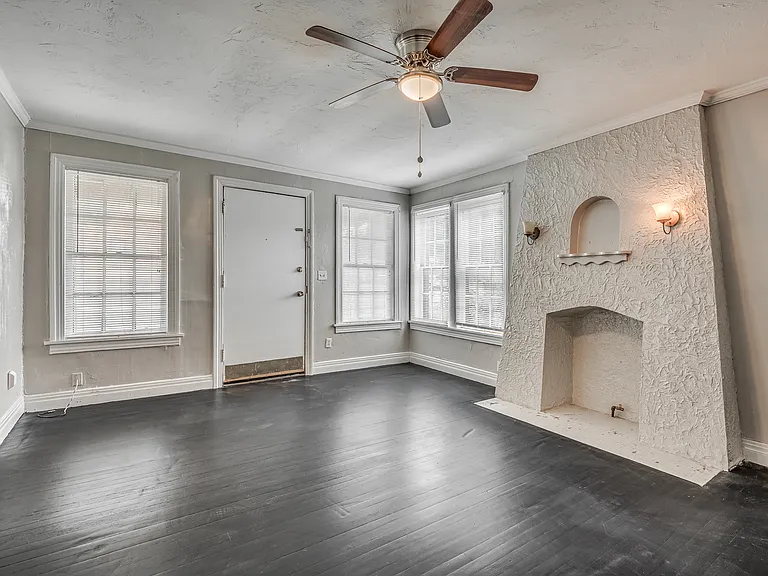 1803 NW 22nd Street - 2301 N. Florida — Photo 8