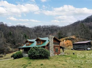 624 James Chapel Rd, CLYDE, NC 28721