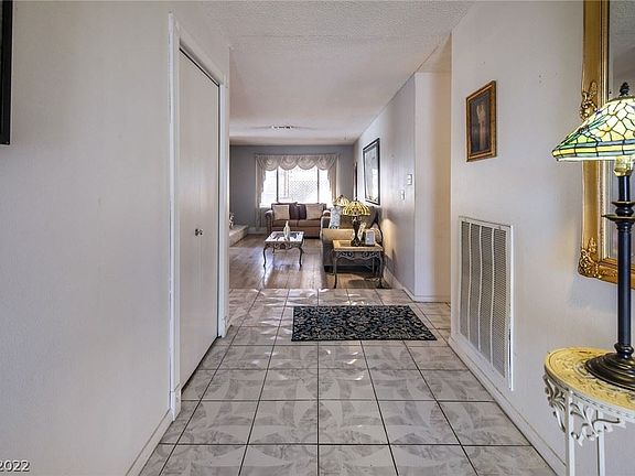 5th image of 4211 Tarkin Ave