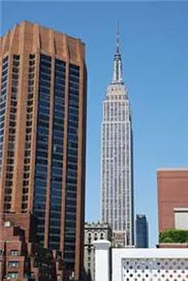 Rented by Buchbinder & Warren | media 25