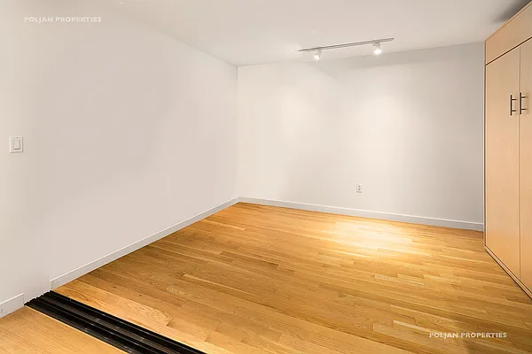 Rented by Poljan Properties Inc. | media 28