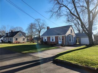 140 Myrtle Ave, Warwick, RI 02886