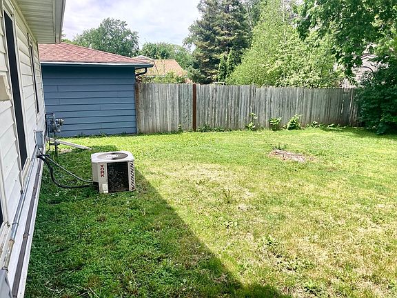 2nd image of 565 Madson Ave SW