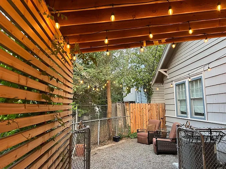 2812 N Washington St — Photo 26
