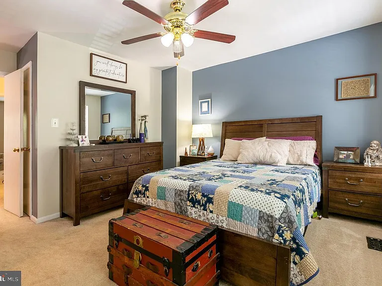 13662 Barren Springs Ct — Photo 34
