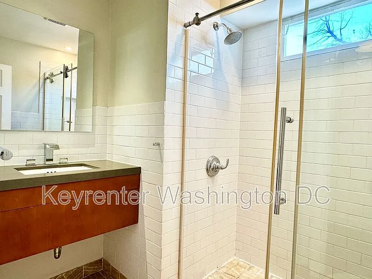 618 Q St NW #NW — Photo 36