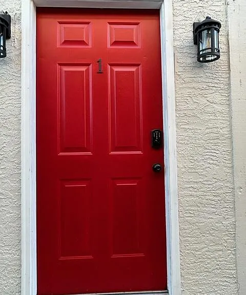432 E 14th Ave #1 — Photo 1