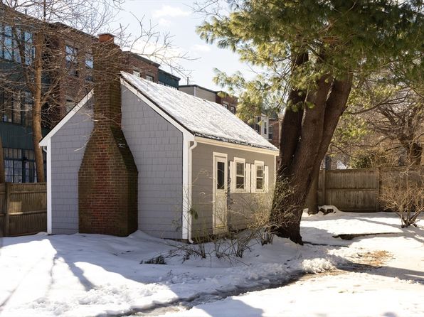 20 Buckminster Rd #3, Brookline, MA 02445