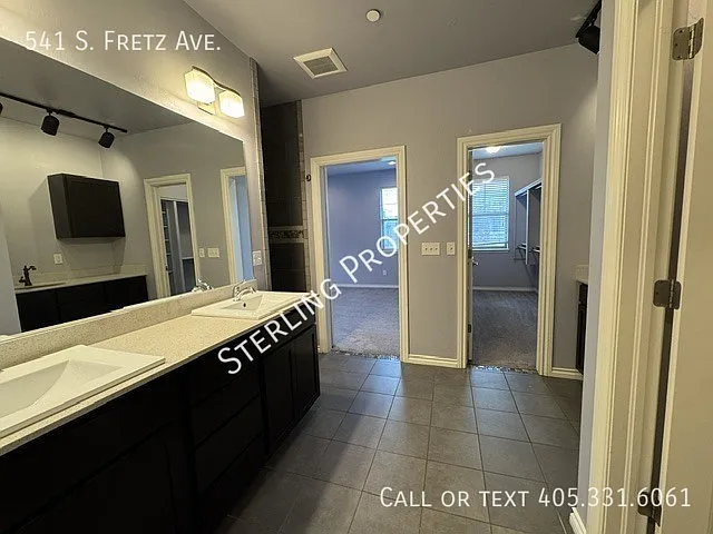 541 S Fretz Ave — Photo 21