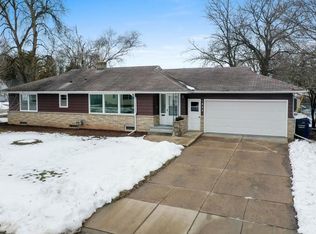 1825 S Peabody St, Appleton, WI 54915