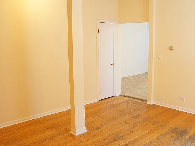 2331 N Kedzie Blvd — Photo 5