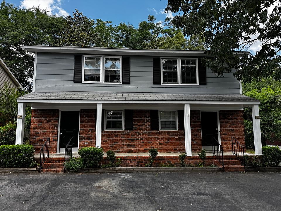 1st image of 700 B Ave #702
