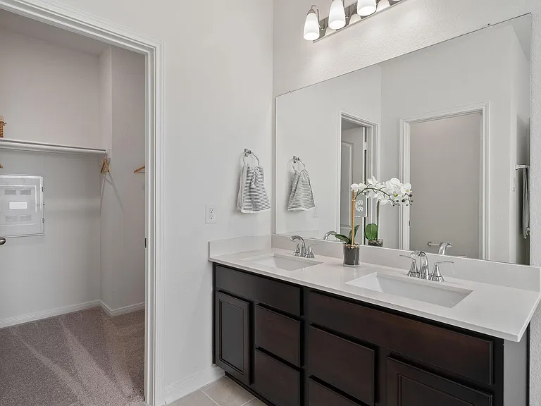 25523 Cartington Ln — Photo 11