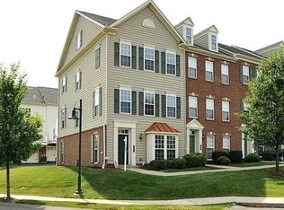 208 Village Pl, Wexford, PA 15090