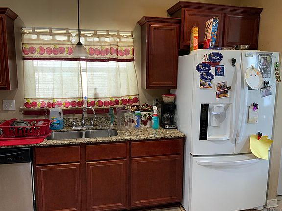 4th image of 39103 Cajun Bayou Ave