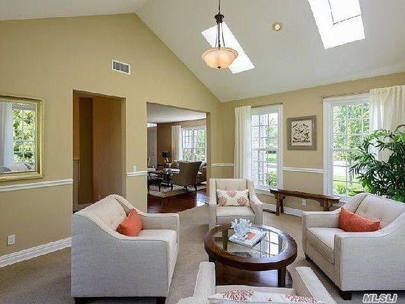 4th image of 39 Arrowhead Ct