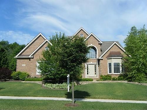 1st image of 25613 Hillsdale Dr