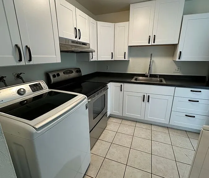 768 N Redwood Rd #12 — Photo 11