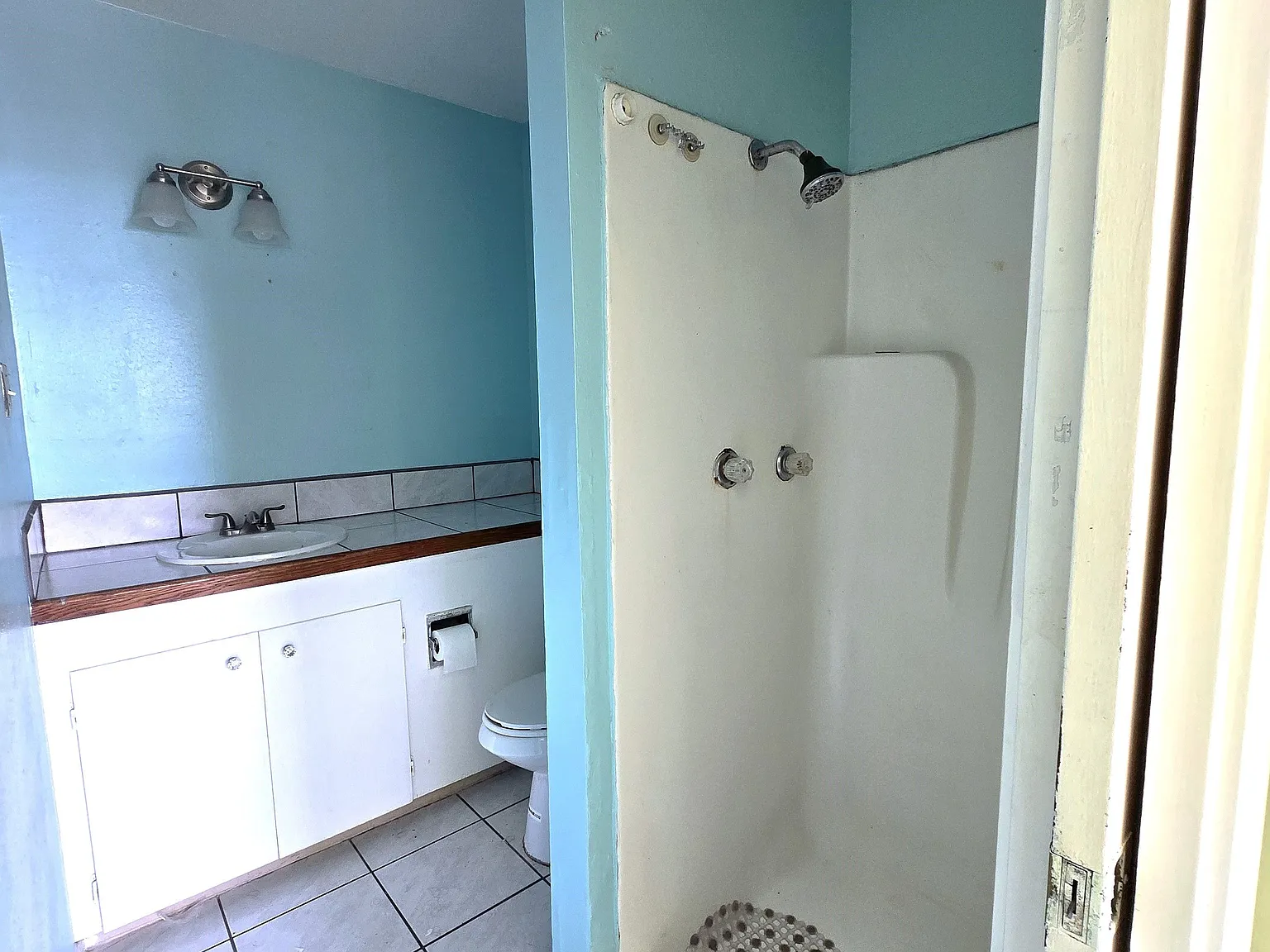 1 bed, 1.0 bath, 469 sqft, $500 — Photo 3