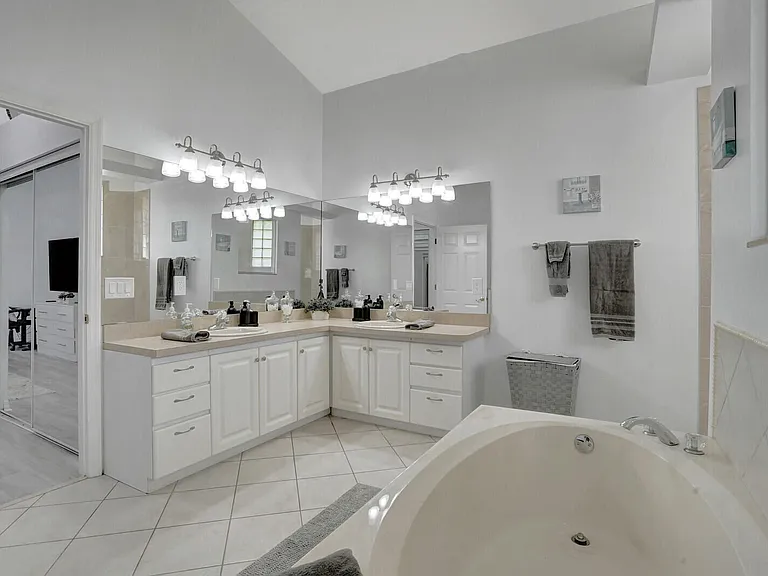13709 Columbine Ave — Photo 23