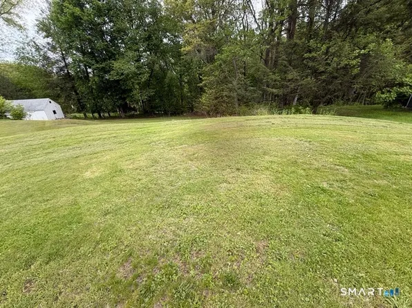5 Bungay Terrace, Seymour, CT 06483