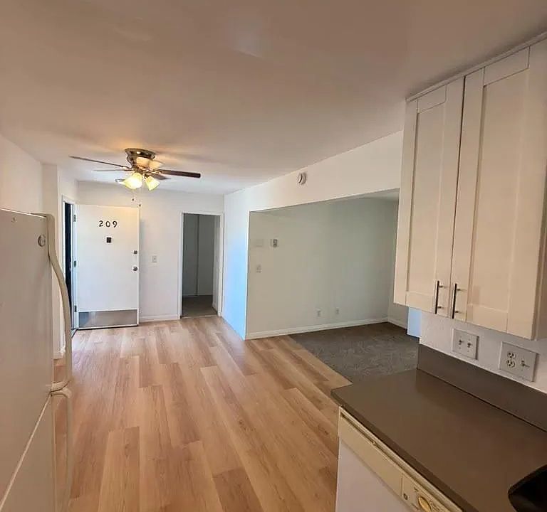 1st image of 4310 54th St APT 209